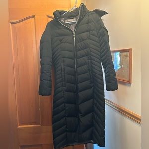 Black Down Eddie Bauer Parka with fur hood